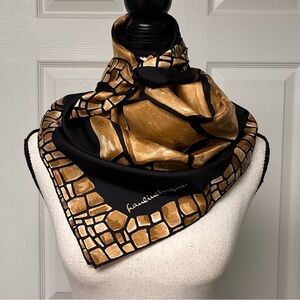 NWOT Vintage 70s/80s Pauline Trigere silk turtle scarf. 31x31.
